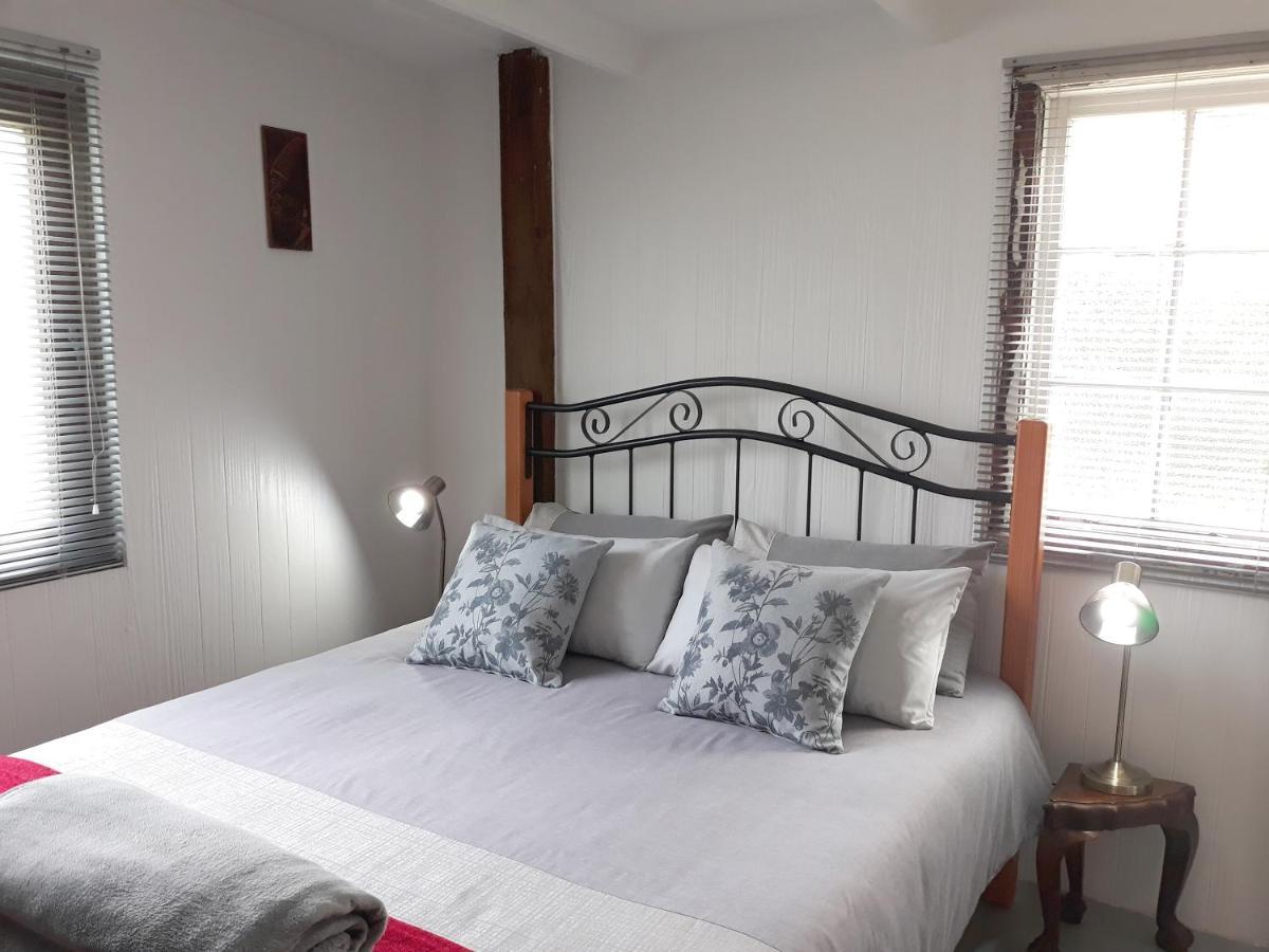 Storms River Tin House สตอร์มริเวอร์ ภายนอก รูปภาพ